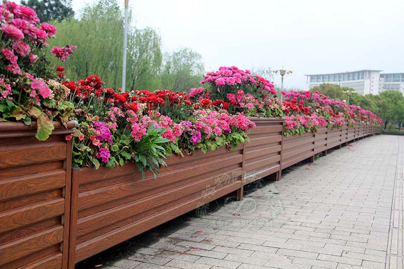 市政园林绿化工程为什么要选用花箱护栏