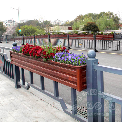 仿红木铝合金道路花箱