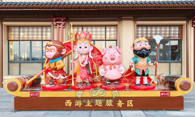 西游主题服务区打卡｜Q 版师徒雕塑氛围感拉满