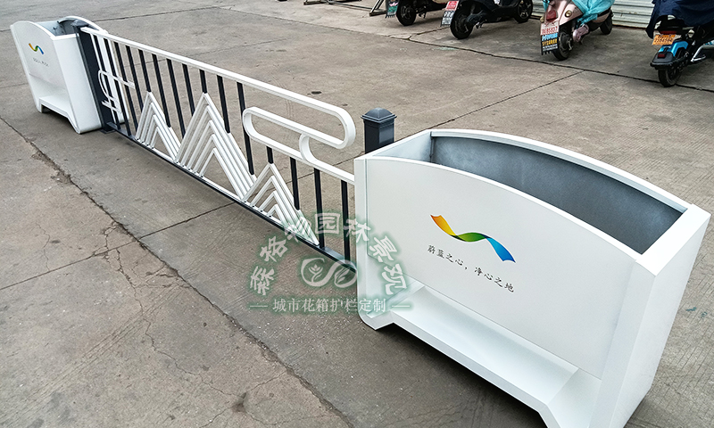 城市中央隔离带花箱护栏_304 不锈钢市政花箱护栏定制生产 - 森格物园林景观