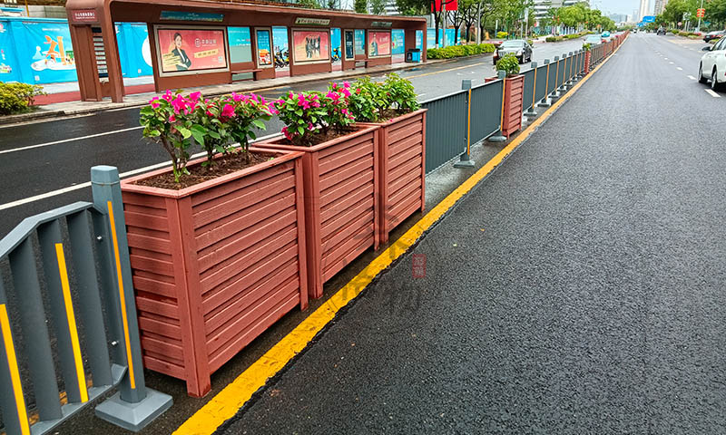 森格物不锈钢花箱护栏生产厂家,城市道路景观隔离花箱护栏供应 森格物不锈钢花箱护栏生产厂家,城市道路景观隔离花箱护栏供应
